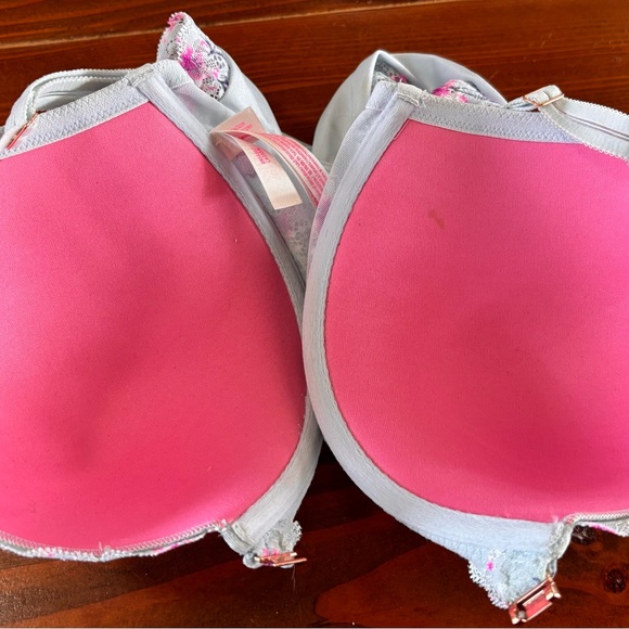 (SOLD) - Picture 3 of 5